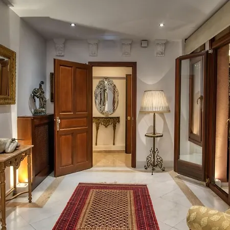 Farmaki Residence, Plaka * Athens