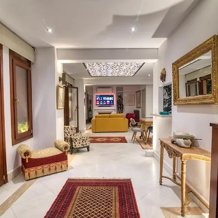 Farmaki Residence, Plaka Athens
