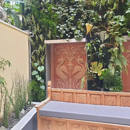 Farmaki Residence, Plaka *